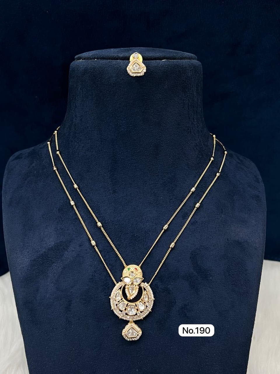 Double Layered brooch Necklace