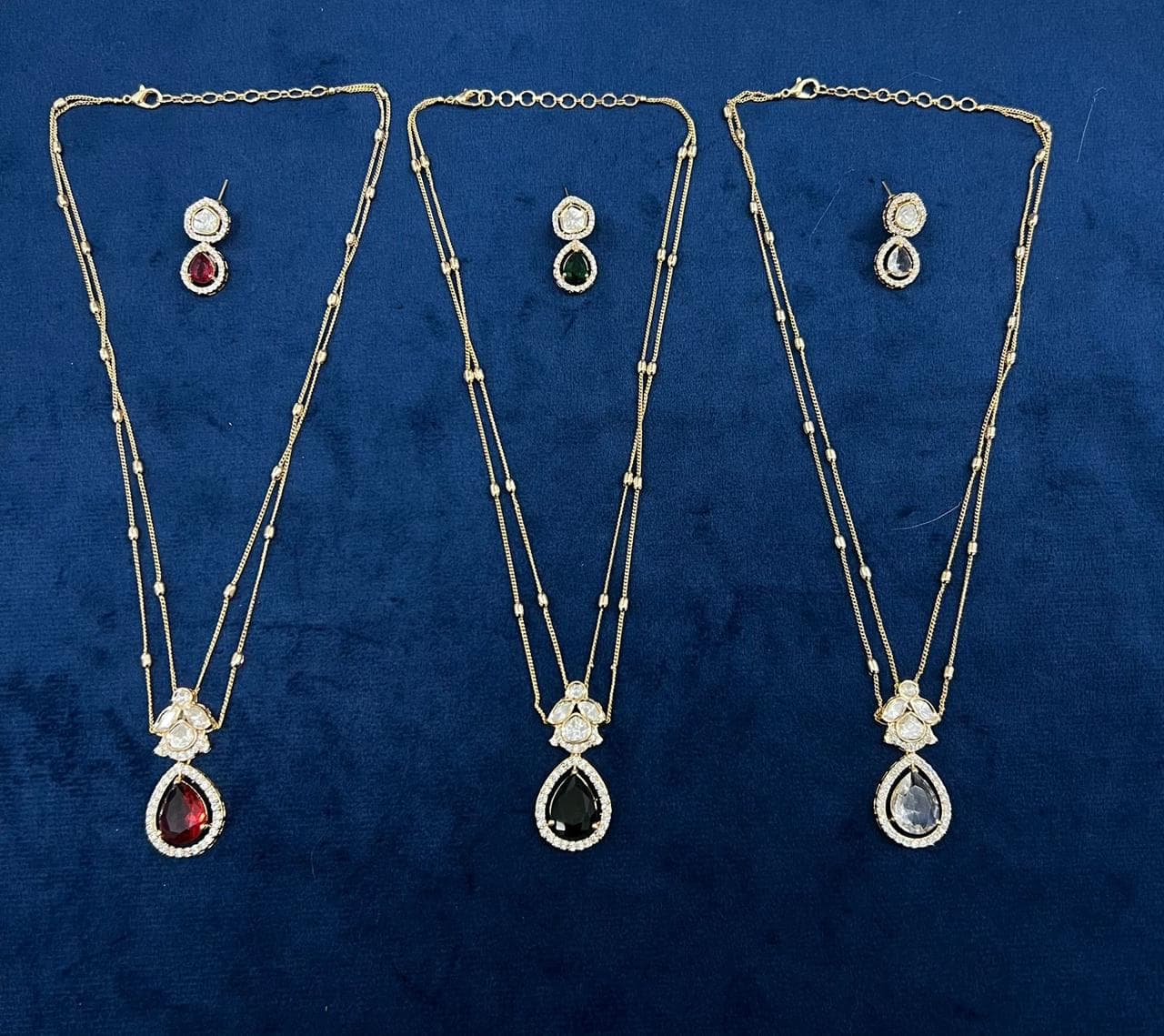 Double Layered Filled With Colors Pendant Set