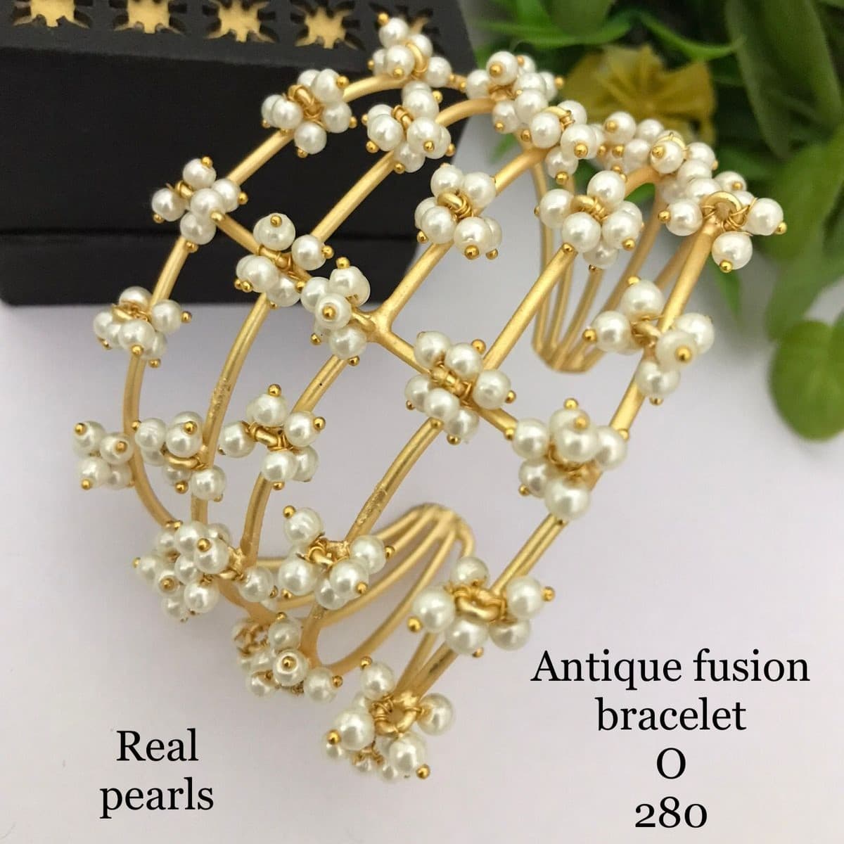 Real Pearls Antique Bracelet