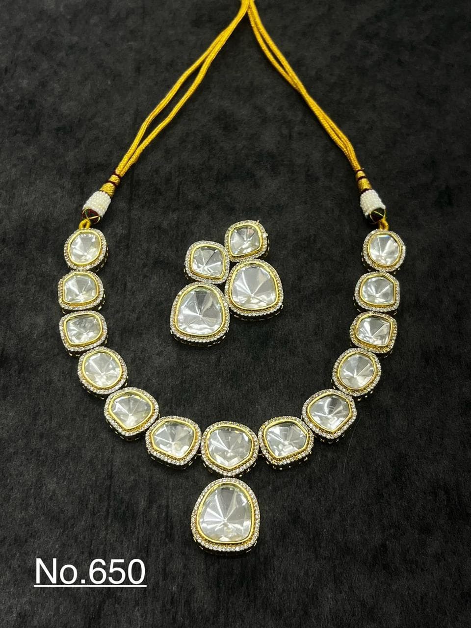 White Bunch Bridal Set